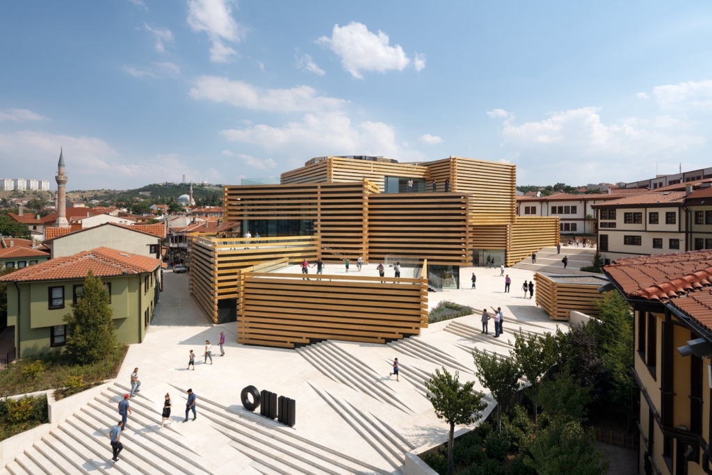 1-omm-by-kengo-kuma-and-associates-naaro-1024x683.jpg