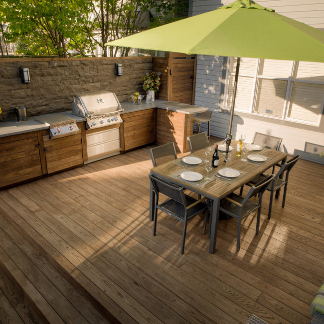 13.-thermory-gallery-decking-cladding-ash-hobson-bowen-1-650x650.jpg