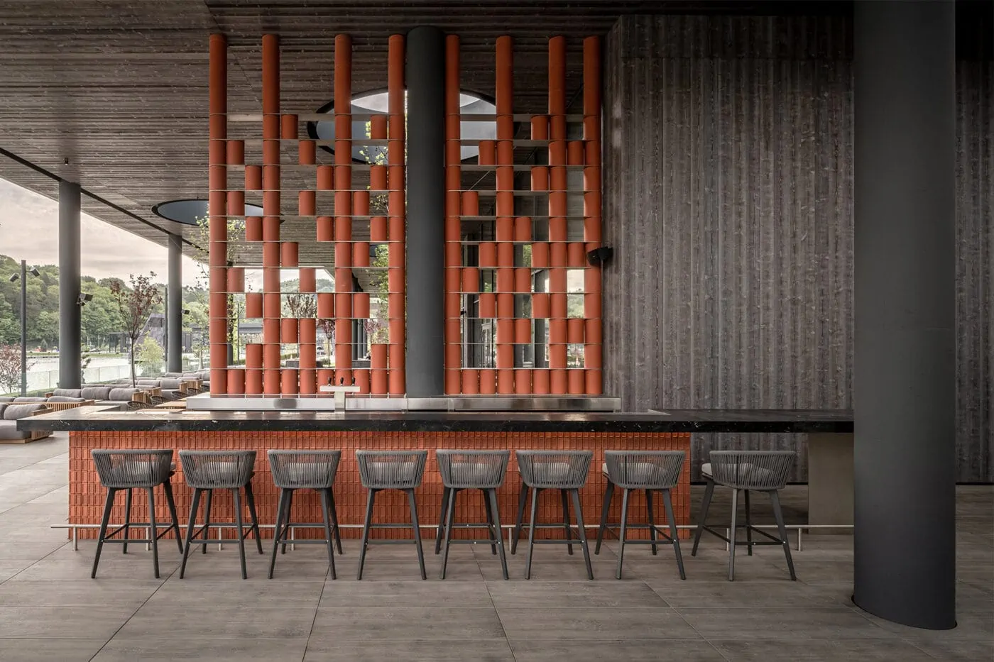 1Thermory-Drift-Smoked-Brandyl-Emily-Resort-Terra-Restaurant-in-Ukraine-YOD-Group-Photo-Yevhenii-Avramenko-1920x1280_1-1400x933.png