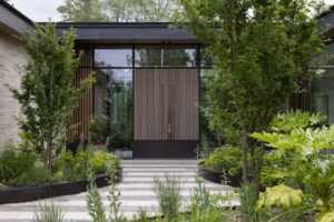 2.kép-3-Patio-House-thermo-koris-falburkolat.jpg
