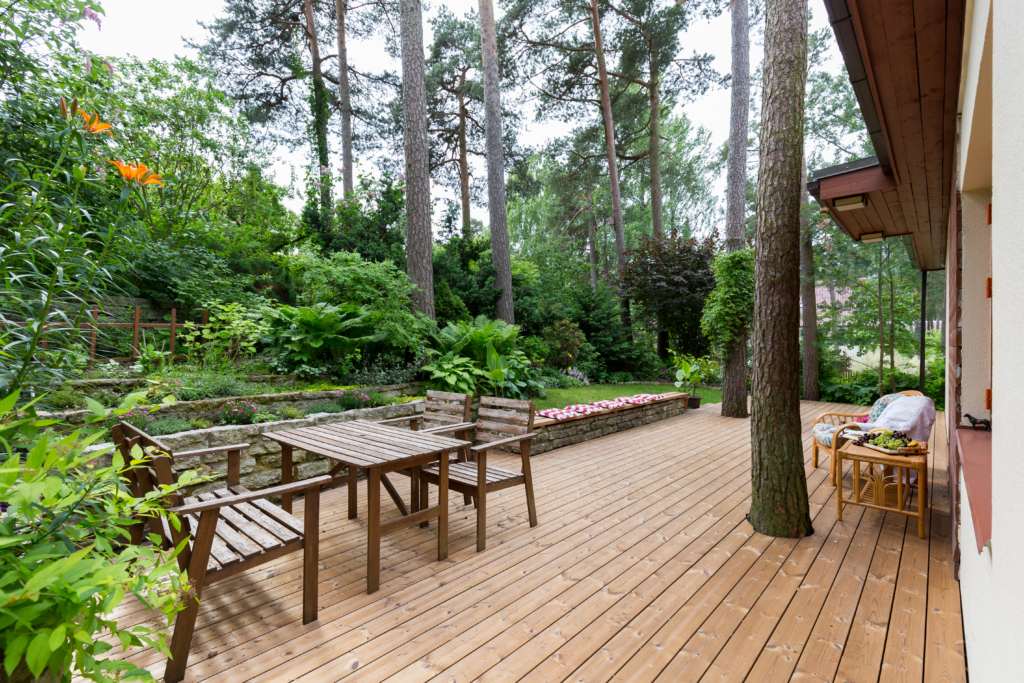 4.-thermory-pine-decking-d45j-26x118-pacs-estonia-7-1024x683.jpg