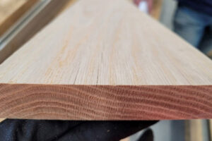 red-oak-raw-image-750x500.jpg
