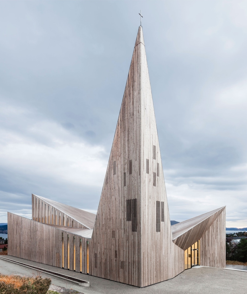 wood-book-015-knarvik-861x1024.jpg