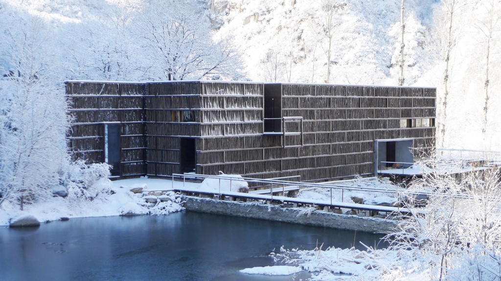 wood-book-074-5-liyuan-library-1024x575.jpg